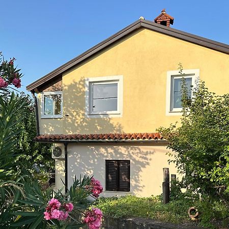Quiet Countryside Apartments Near The City And The Sea Koper Exterior foto