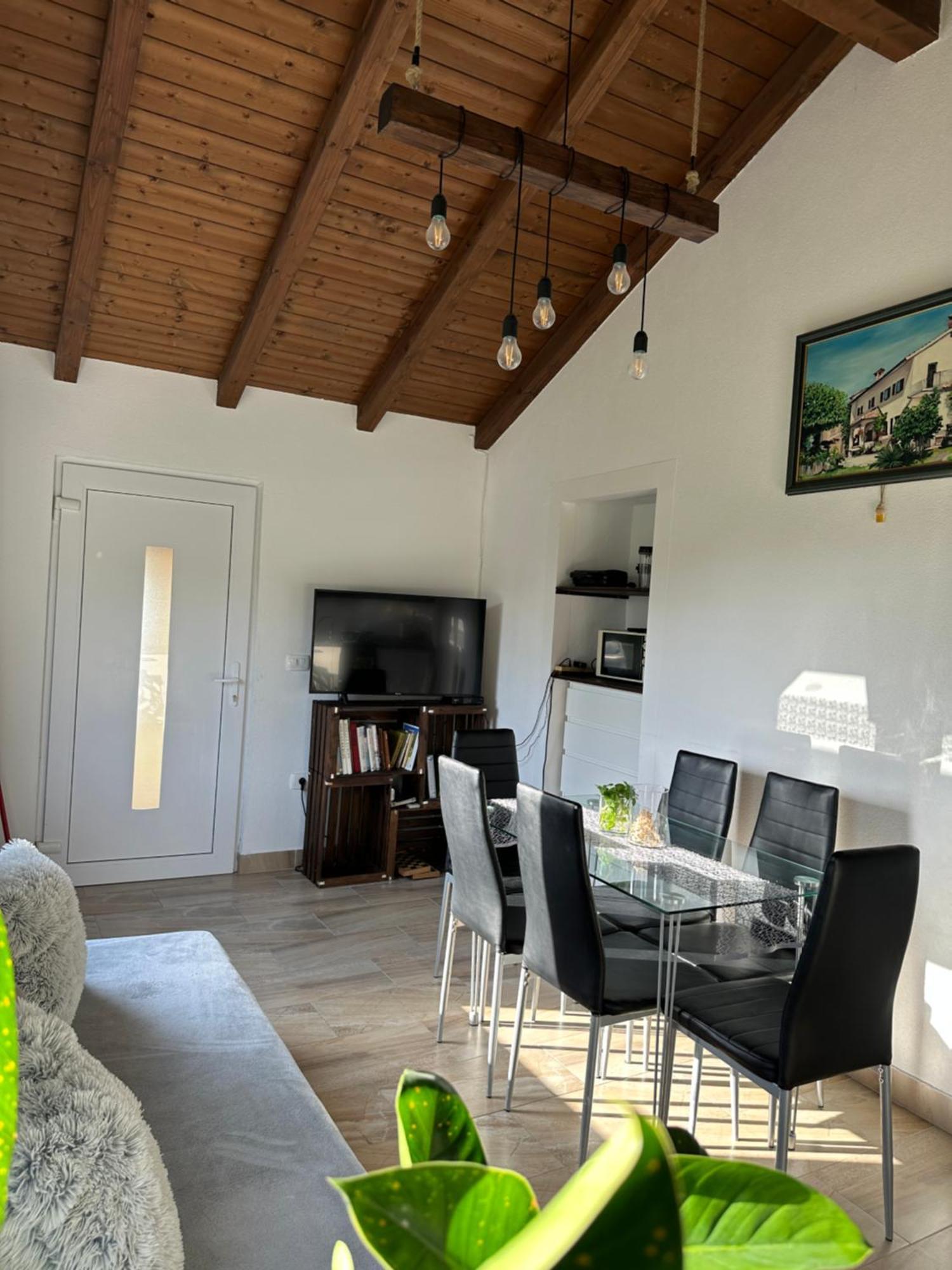 Quiet Countryside Apartments Near The City And The Sea Koper Exterior foto